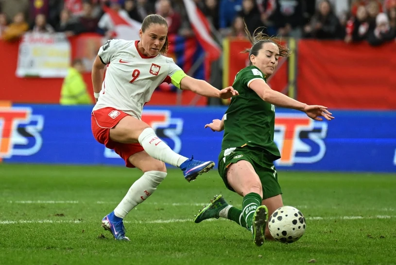 Polki okradzione w Irlandii. Koszmarna nieskuteczność. Mundial odjeżdża