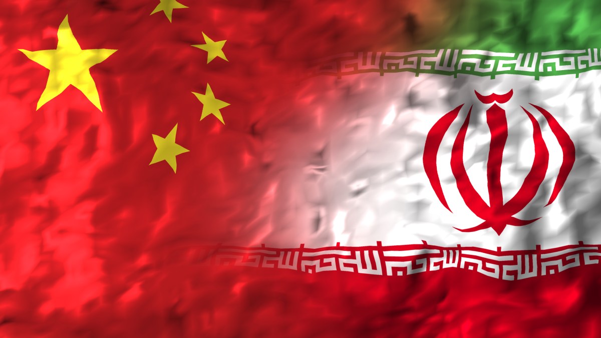 Chiny wchodzą do gry? Propozycja przejęcia wzbogaconego uranu od Iranu