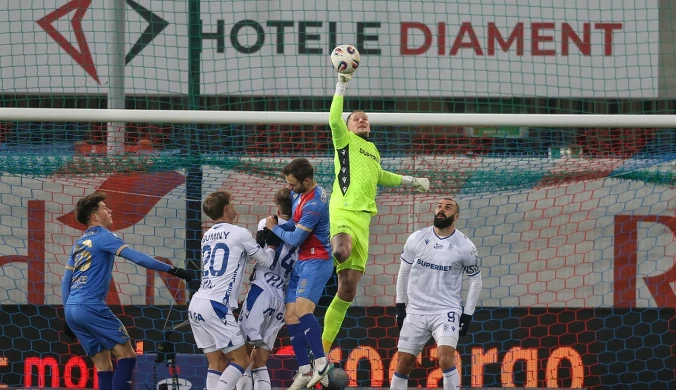 Niespodziewana absencja gwiazdy Lecha Poznań. Dlatego nie zagrał z Pogonią