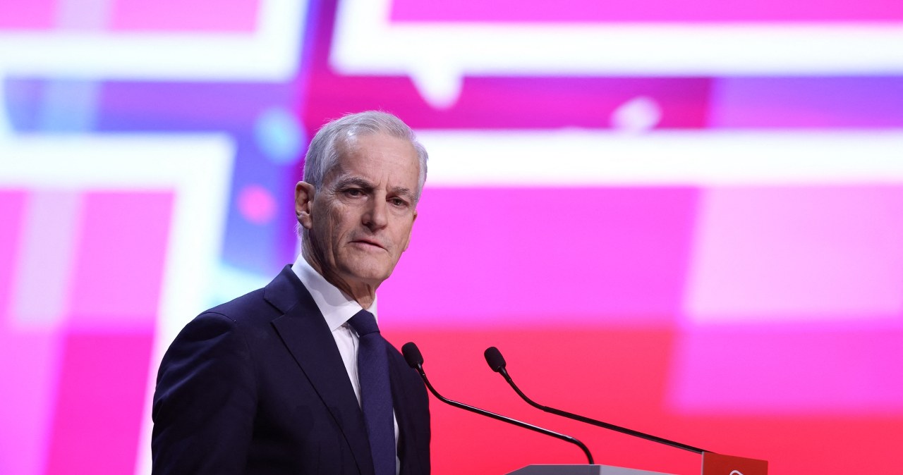 Norwegii kurczą się zapasy paliw. Rząd rozważa powszechną pracę zdalną