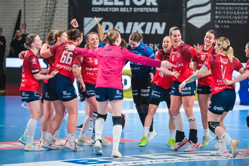 Brązowa KRASOŃ MKS Piotrcovia! Sośnica zagra w barażach