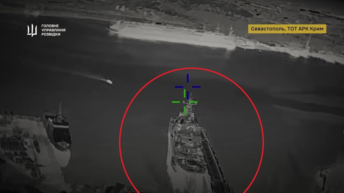 Ukraińcy uderzyli w rosyjskie okręty desantowe. Pokazali nagranie