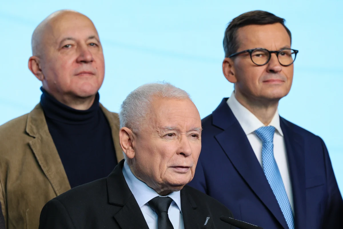 Mateusz Morawiecki spotka się w poniedziałek w cztery oczy z Jarosławem Kaczyńskim - potwierdził w rozmowie w RMF FM. "Sądzę, że dojdzie do porozumienia" - ocenił były szef rządu. Spotkanie odbędzie się o godz. 20. 