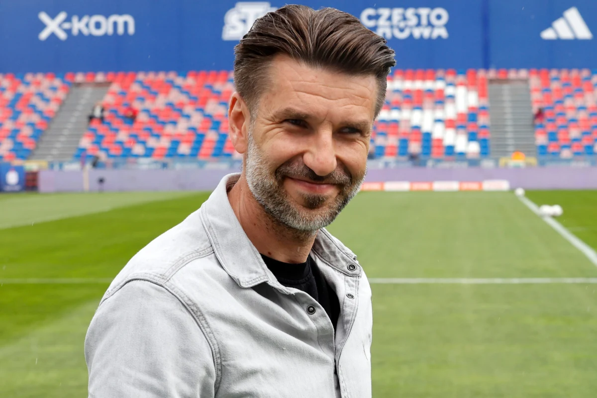 Luka Elsner nie jest już trenerem piłkarzy Cracovii. Umowa została rozwiązana za porozumieniem stron. Według nieoficjalnych informacji zastąpić go ma Bartosz Grzelak. Krakowski klub ma tylko trzy punkty przewagi nad strefą spadkową w ekstraklasie.