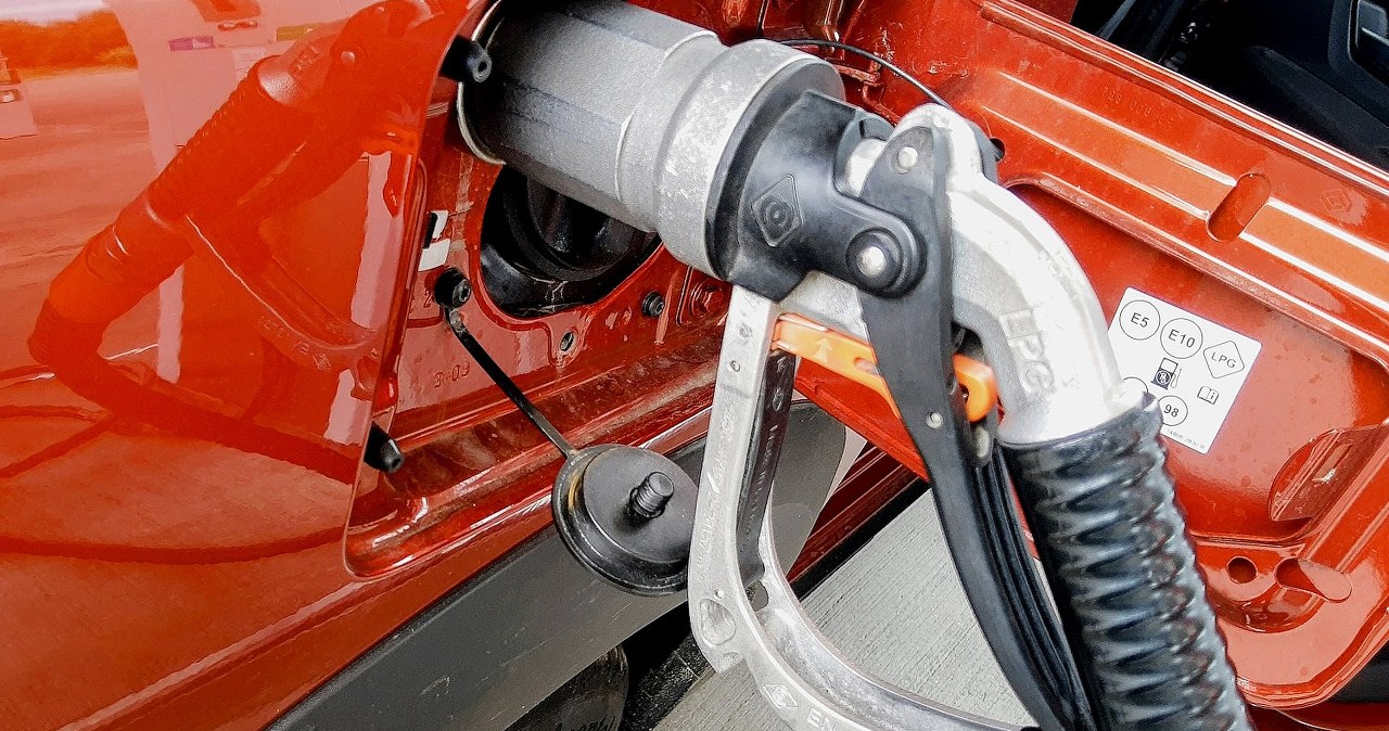 Dlaczego ceny LPG rosną, a rząd nie pomaga kierowcom?