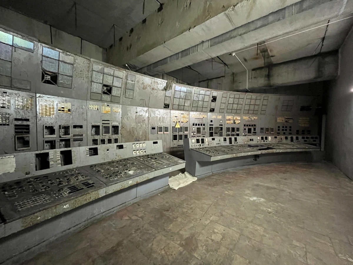 W nocy z 25 na 26 kwietnia 1986 roku doszło do awarii w elektrowni jądrowej w Czarnobylu. 40 lat później jej skutki wciąż są odczuwalne. Od ponad czterech lat nakłada się na nie jeszcze jeden kontekst – wojna będąca wynikiem rosyjskiej agresji na Ukrainę.