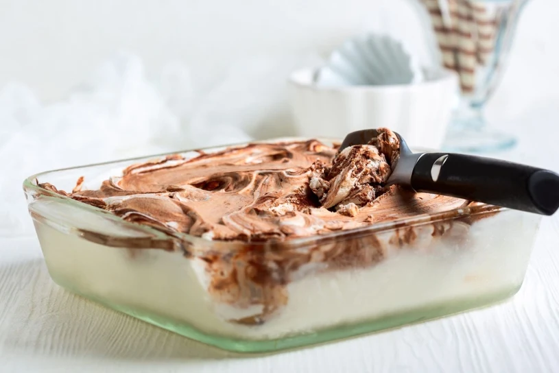 Domowe lody jak czekoladki Kinder. Proste i szybkie w przygotowaniu