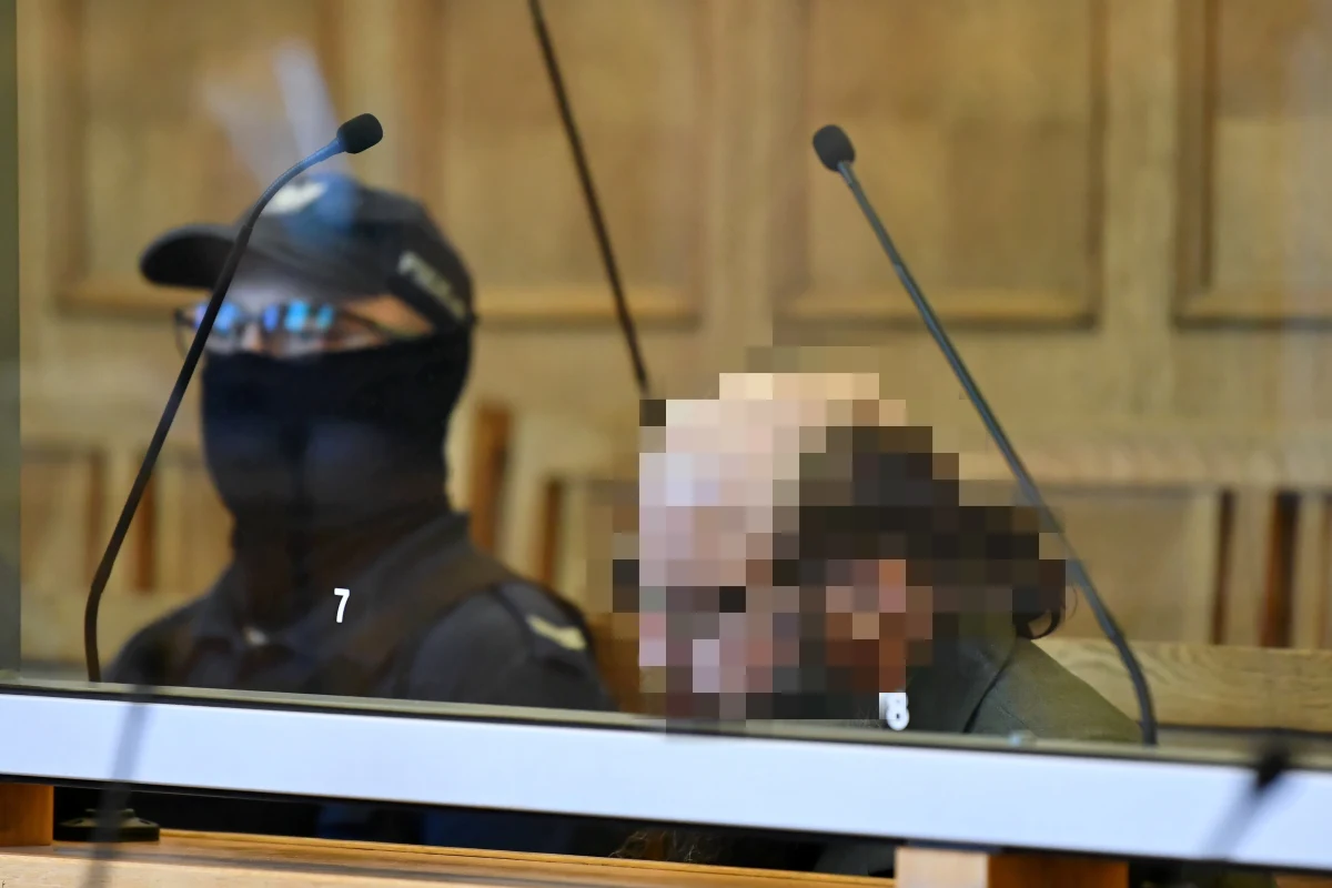 Prokuratura skierowała wniosek o pisemne uzasadnienie wyroku w sprawie zabójstwa Pauliny D. To pierwszy krok do złożenia kasacji wobec wyroku 25 lat więzienia dla Mamuki K., który w 2018 roku zamordował 28-letnią Łodziankę. "Rozważymy wystosowanie do Prokuratora Generalnego wniosku o skierowanie do Sądu Najwyższego kasacji, zarzucającej rażącą niewspółmierność kary" - powiedział prokurator Paweł Jasiak.