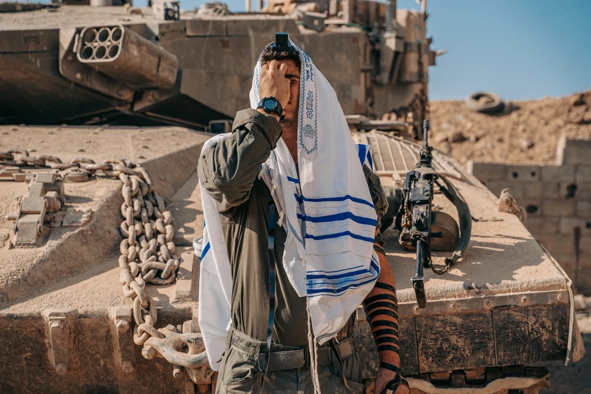 Izraelskie Siły Obronne (IDF) informują o rezultatach dochodzenia związanego z bulwersującym incydentem, w trakcie którego izraelski żołnierz niszczył młotem figurę Jezusa w południowym Libanie. Wobec wojskowego, a także żołnierza, który fotografował zdarzenie, wyciągnięto konsekwencje służbowe.