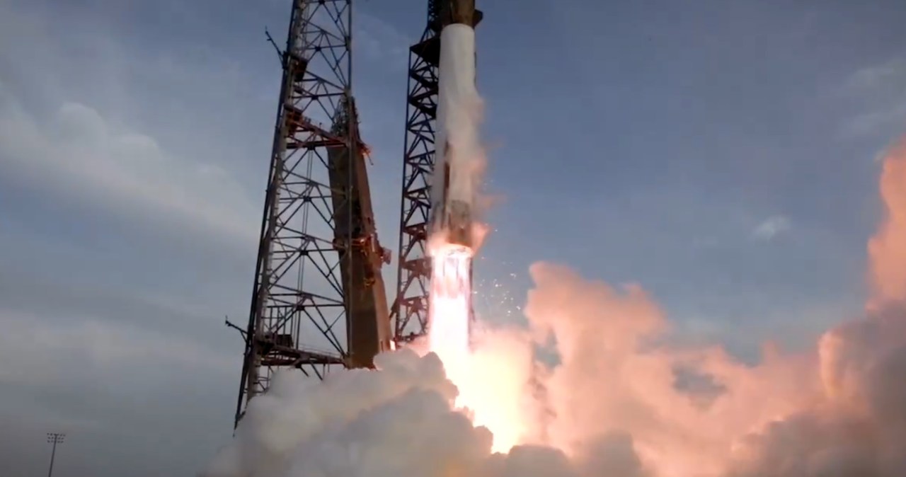 Wielka rakieta Blue Origin uziemiona. Jej drugi stopień spadnie na Ziemię