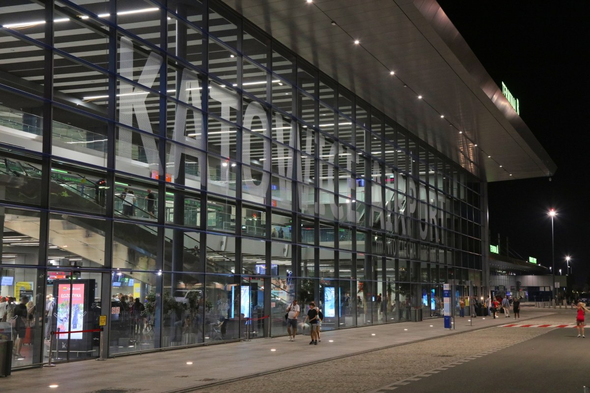 Katowickie lotnisko stawia na komfort podróżnych. Duże zmiany na parkingu