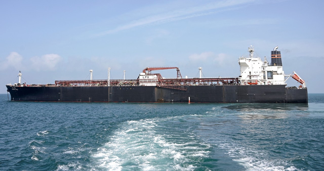 "Chcą zachować twarz". Trump twierdzi, iż wie jak wpłynąć na Iran