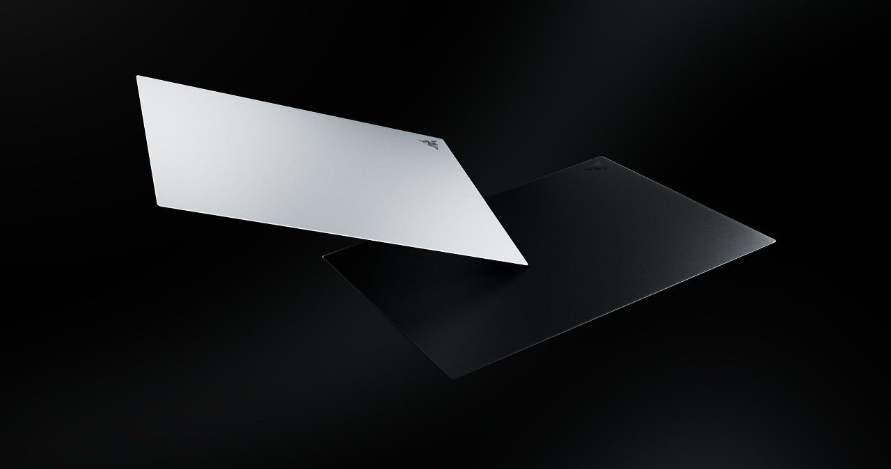 Razer Atlas Pro - oto najcieńsza, szklana podkładka na świecie