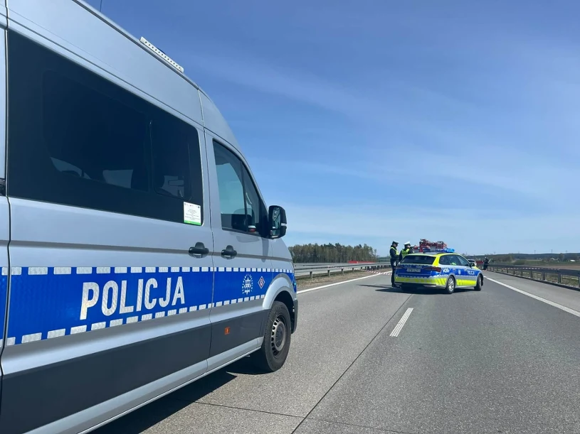 Nie zatrzymał się do kontroli. Policyjny pościg zakończył się w szpitalu