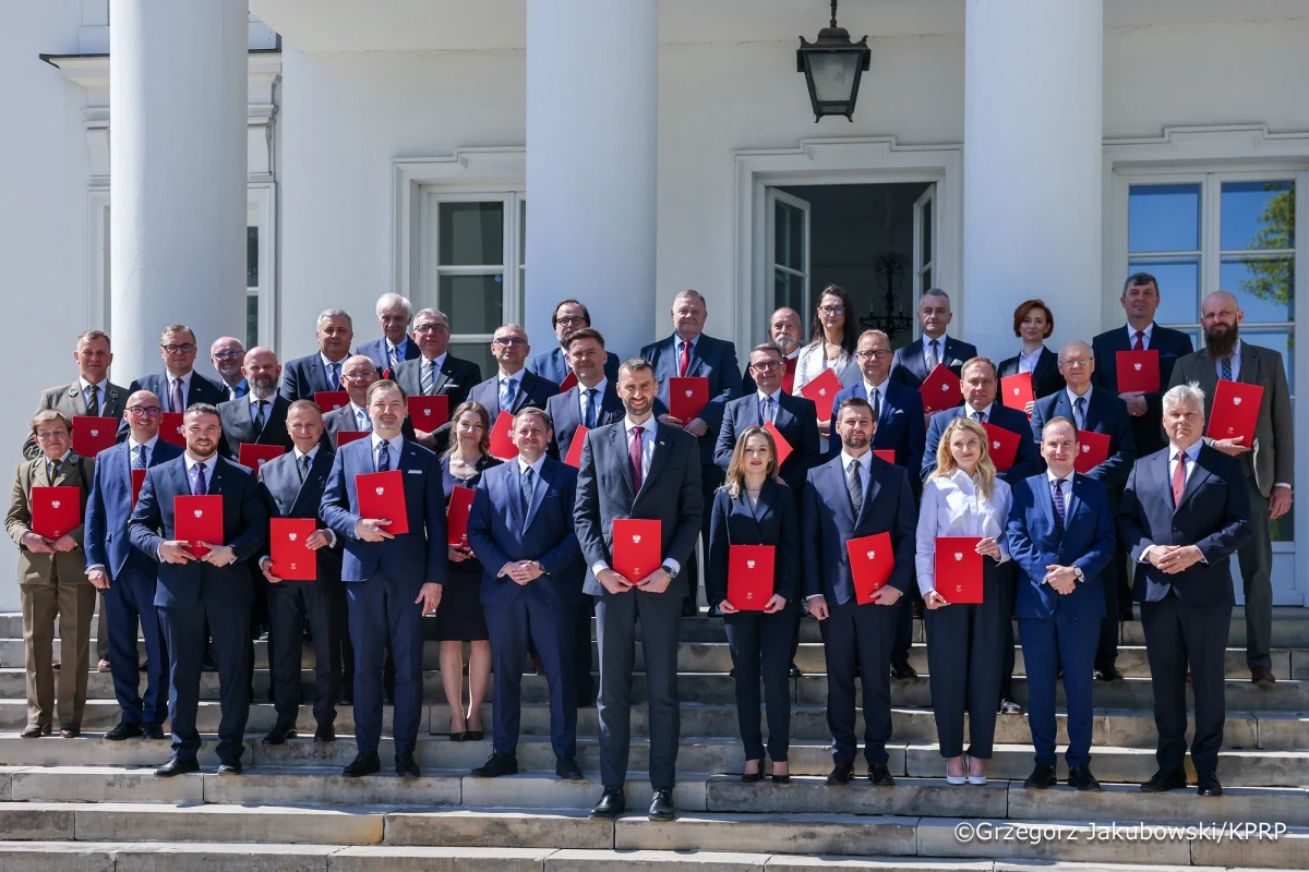 Prezydent Karol Nawrocki rozszerza grono swoich doradców. W Belwederze powołano Radę Klimatu i Środowiska, której skład, podobnie jak w przypadku Rady Nowych Mediów, może wywołać kontrowersje. W sprawach środowiska Nawrockiemu będą doradzać m.in. myśliwi z Marcinem Możdżonkiem, prezesem Naczelnej Rady Łowieckiej PZŁ, na czele.