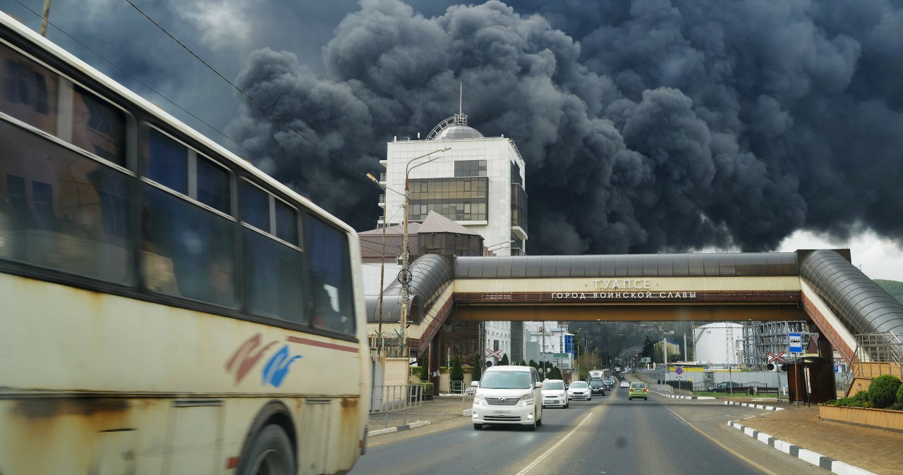 Toksyczny deszcz w Rosji. Miasto spowił trujący dym
