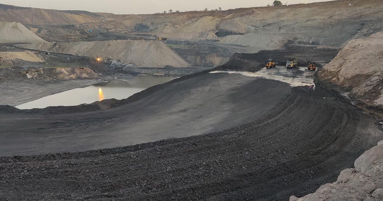 Największa kopalnia węgla na świecie. Indie odbiorą tytuł USA