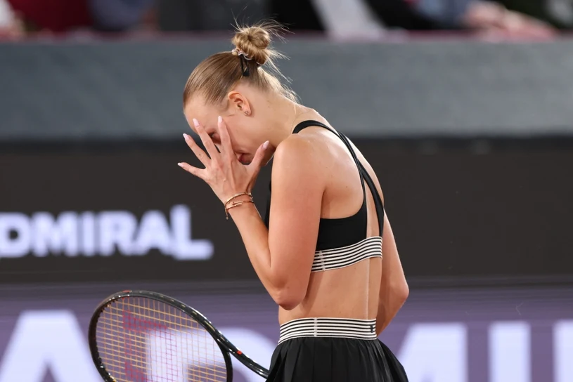 Wpadka rozstawionej z "2" i zwrot akcji w Madrycie. Skandalistka z awansem