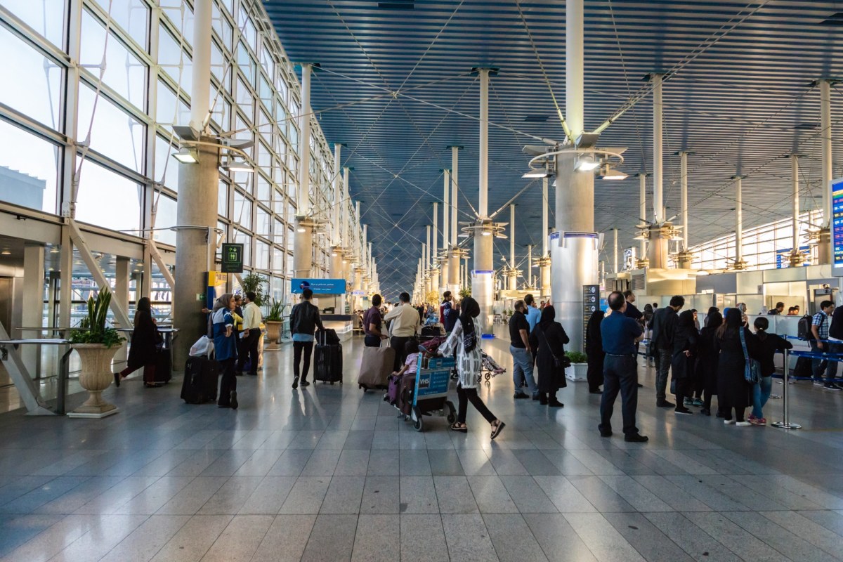 Lotnisko w Teheranie wznawia loty międzynarodowe