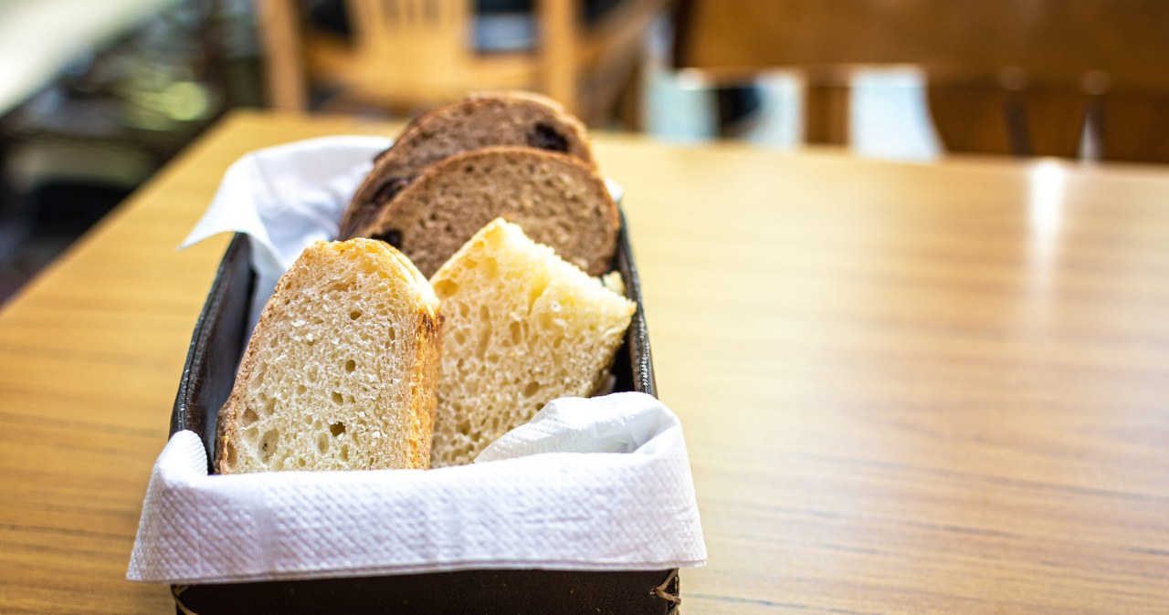 Nie wyrzucaj czerstwego chleba. Zrób z niego ten czeski przysmak