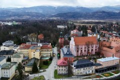 Polska z góry. Zamki, dworki, pałace