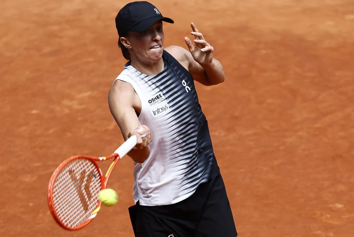 Iga Świątek nie dokończyła meczu III rundy turnieju WTA 1000 w Madrycie. Polska tenisistka, która uchodziła za jedną z głównych faworytek do zwycięstwa w Mutua Madrid Open 2026, musiała poddać spotkanie z Amerykanką Ann Li z powodu problemów zdrowotnych.