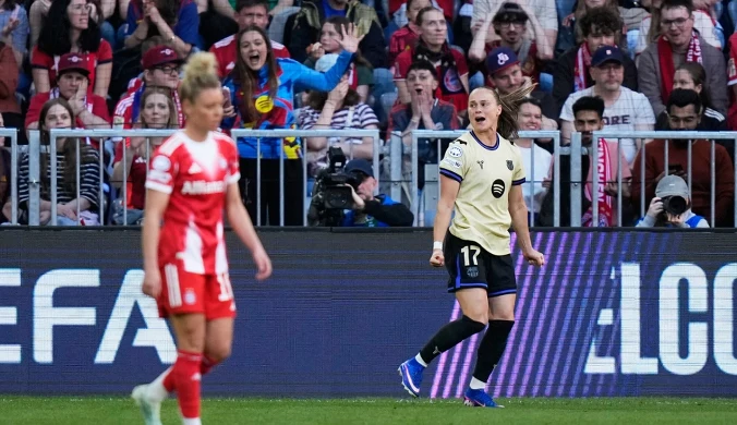 Widowisko w Monachium. Pajor z golem, potem czerwone kartki. Zawód "Barcy"