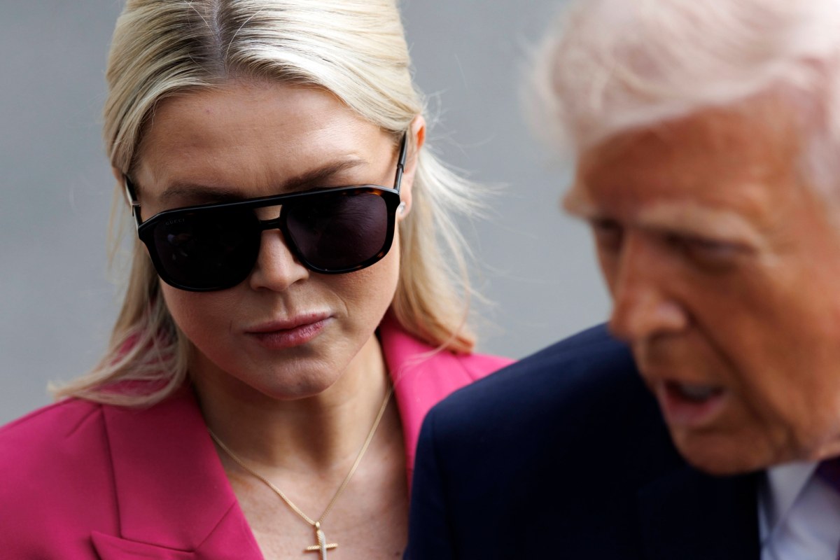 Żart rzeczniczki Białego Domu okazał się proroczy. Po tych słowach padły strzały