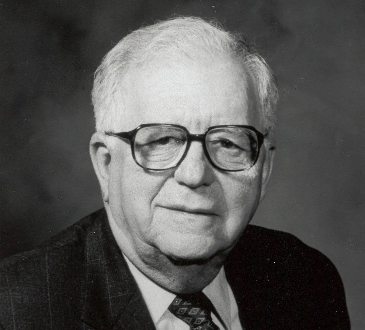 Świat medycyny, w tym polscy lekarze, wspominają zmarłego w tym tygodniu prof. Eugena Braunwalda, amerykańskiego kardiologa, jednego z najbardziej znanych i najbardziej wpływowych lekarzy na świecie, nazywanego ojcem nowoczesnej kardiologii. Prof. Braunwald zmarł 22 kwietnia. Miał 96 lat. 