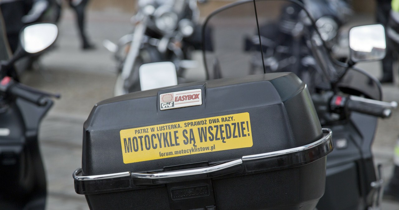 Policja przypomina: motocykle znów mogą być wszędzie, patrz w lusterka