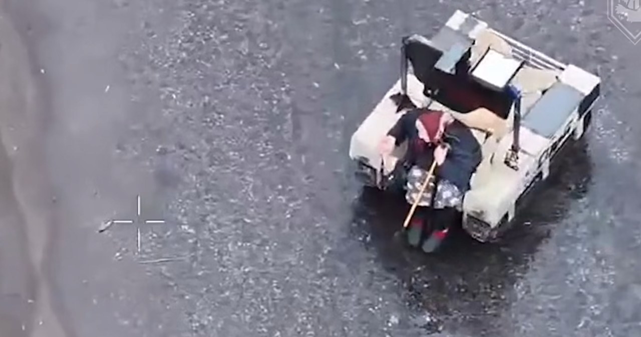 "Babciu, wsiadaj!". Niezwykła ukraińska akcja z użyciem robota naziemnego