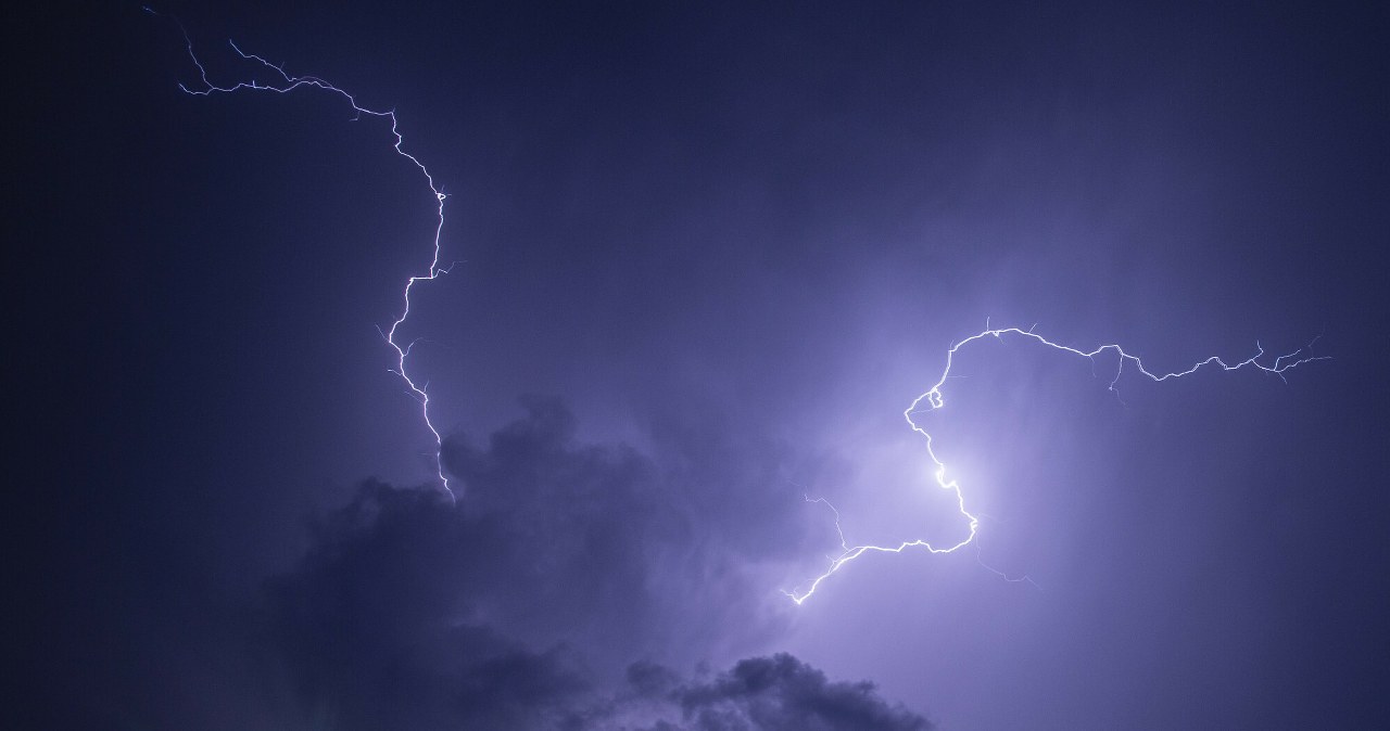 W Bangladeszu 14 osób zginęło od piorunów. Eksperci wskazują na wylesienie