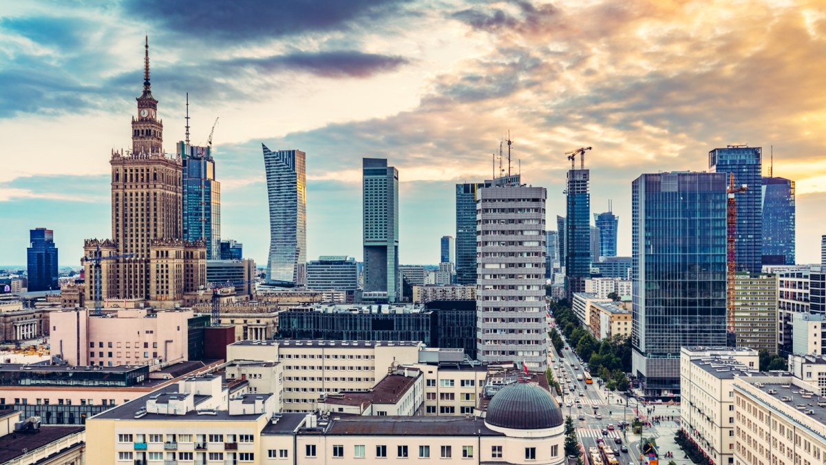 Wykończenie wnętrz w Warszawie – jak stworzyć przestrzeń marzeń bez remontowego stresu?