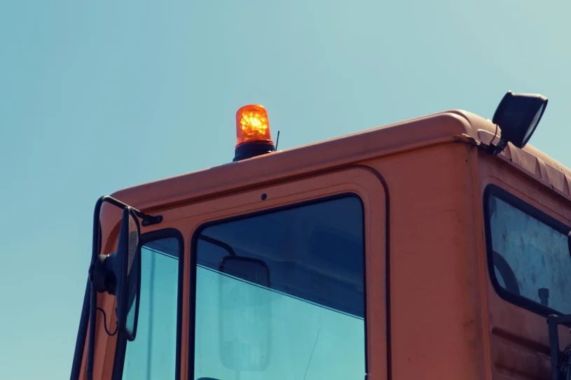 Kierowcy nadużywają "koguta". W tych sytuacjach jest zabroniony