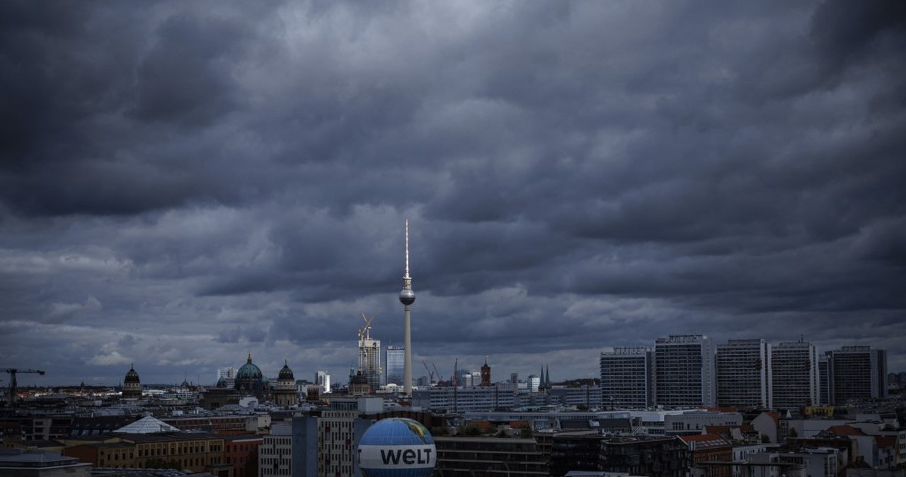 Niemcy miały wyjść z kryzysu. Zamiast tego ludzie znów chowają portfele