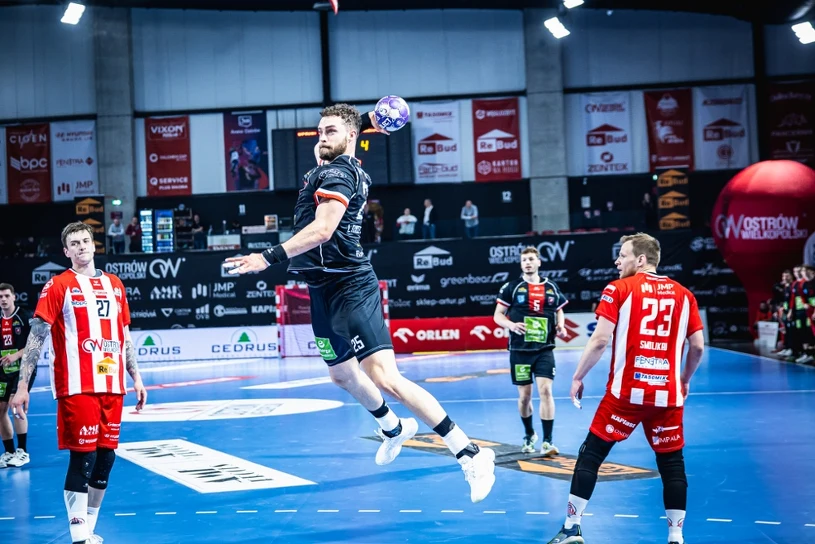 Ambitny MMTS postraszył Ostrovię. Do odwrócenia dwumeczu zabrakło niewiele