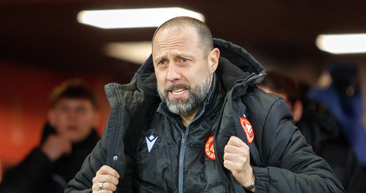 W Polsce miała zarabiać 900 tys. euro.