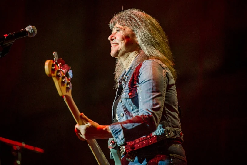 Od pół wieku nie schodzi ze sceny. Suzi Quatro wróciła do Polski! [ZDJĘCIA]