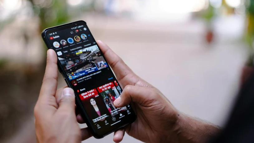 Sztuczna inteligencja powie ci, co masz obejrzeć w YouTube