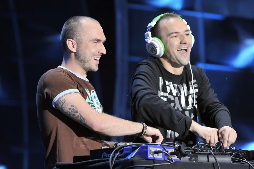 To jeden z najsłynniejszych duetów DJ-ów w Polsce! Są warci miliony złotych