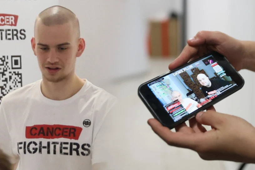 Niemiecka prasa o zbiórce Łatwoganga. Wspomina o "cudzie w Polsce"