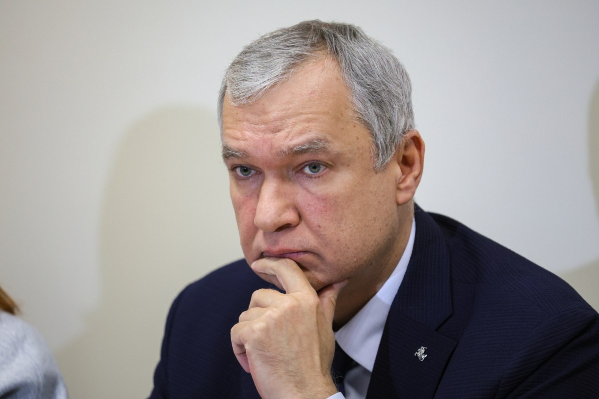 "Trzeba dać kilkanaście dni". Łatuszka o przyszłości Poczobuta