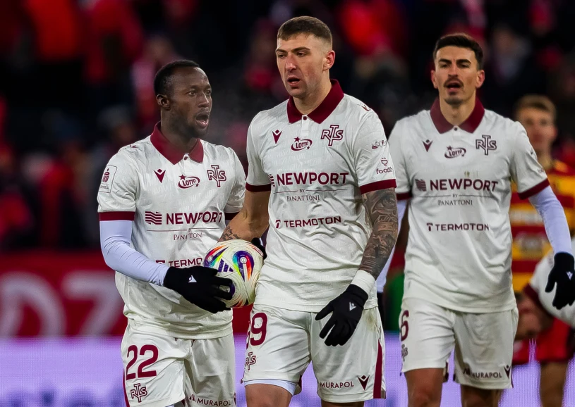 Najdroższy piłkarz w historii Ekstraklasy na wylocie. Wstyd na całą Polskę