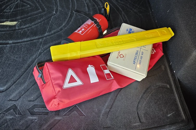 Będzie mandat za brak apteczki. Rząd przywraca przepisy sprzed lat