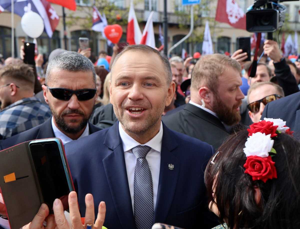 ​Tak Polacy ocenili Karola Nawrockiego. Są powody do niepokoju?