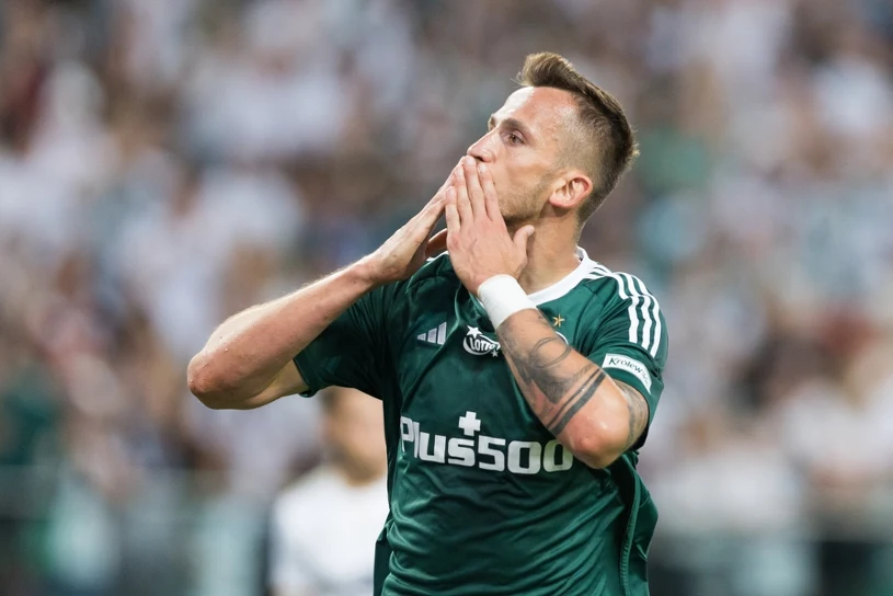 Legia nie dotrzymała umowy, niespodziewane rozstanie z gwiazdą. Nie krył żalu