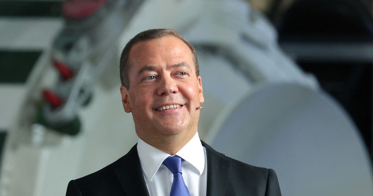 Miedwiediew nie kryje radości. Europa i USA jak "pająki w słoiku"