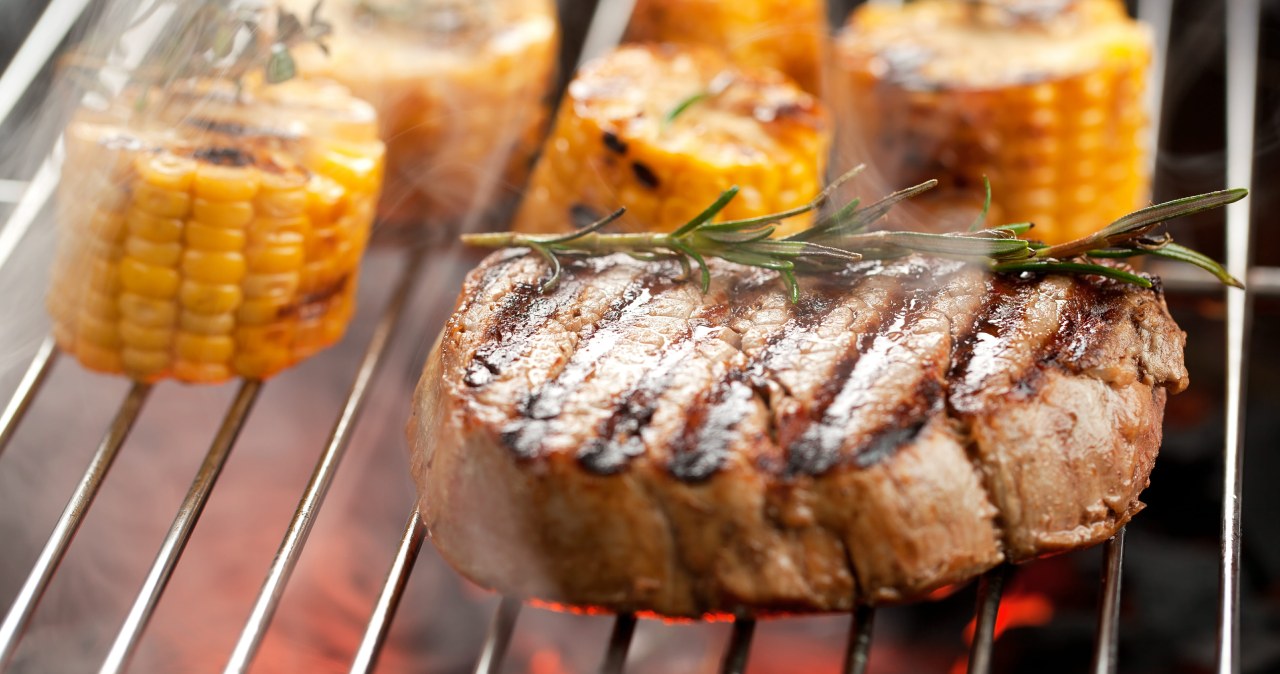 Obowiązkowy dodatek do grillowanego mięsa. Obniża ryzyko rozwoju raka