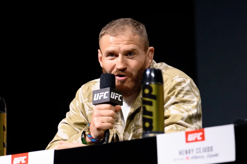 Błachowicz już po operacji, ogłosił ws. końca kariery. "Na swoich warunkach"