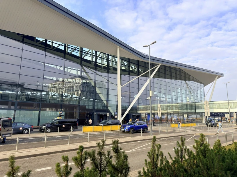 Zmiany na lotnisku w Gdańsku jeszcze przed wakacjami. Pasażerowie skorzystają